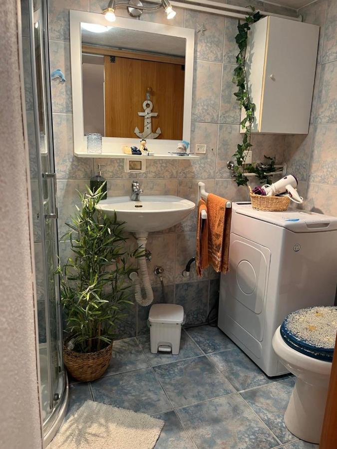 Apartment Vella Koper Buitenkant foto